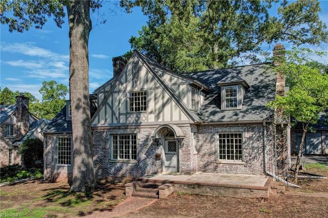 812 Dover Road, Greensboro, NC 27408