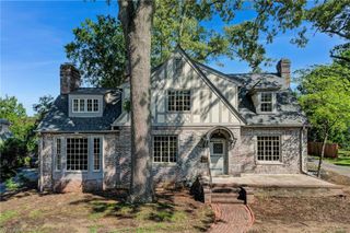 812 Dover Road, Greensboro, NC 27408