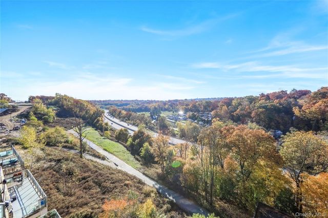 701 Ridge Hill Boulevard 9C, Yonkers, NY 10710