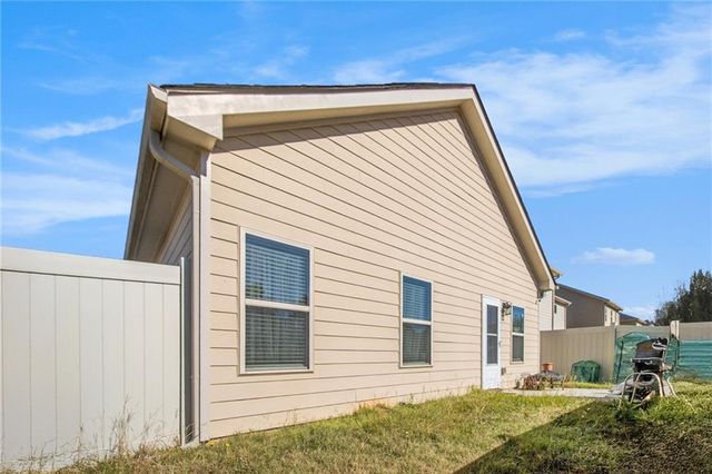 2635 Lovejoy Crossing Lane, Hampton, GA 30228