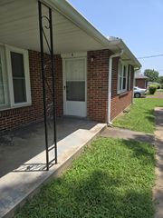 2103 Porter Rd # B, Nashville, TN 37206