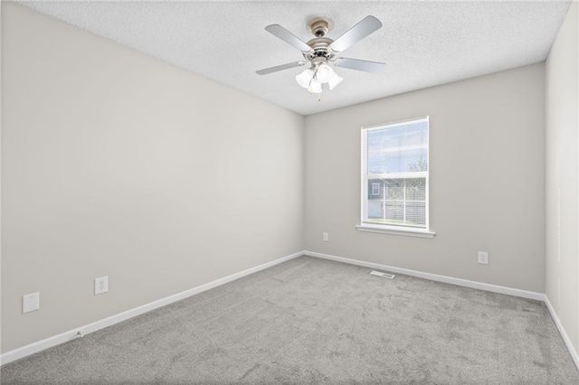 9100 NE 116th Terrace, Kansas City, MO 64157