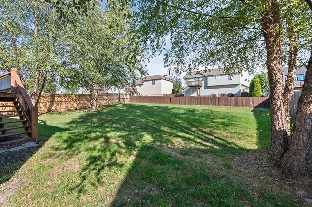 9100 NE 116th Terrace, Kansas City, MO 64157