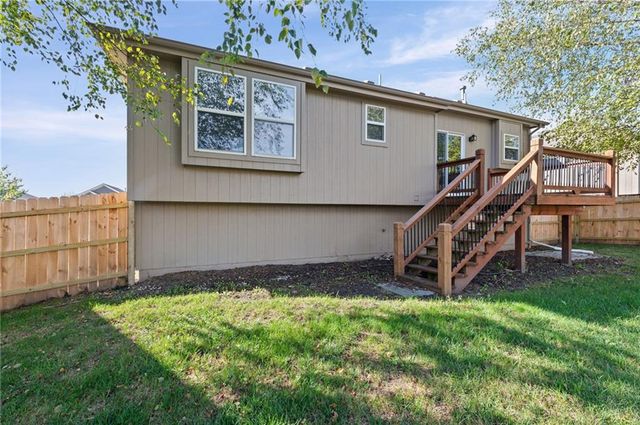 9100 NE 116th Terrace, Kansas City, MO 64157