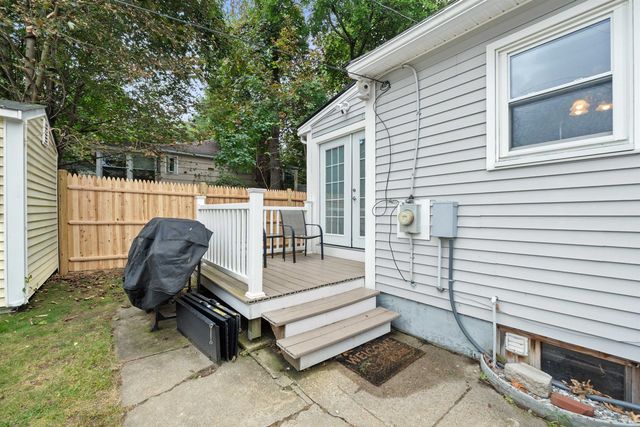 221 Youville Street, Manchester, NH 03102