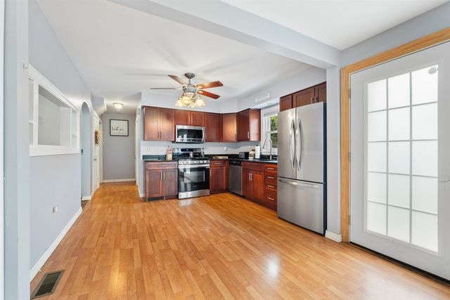 221 Youville Street, Manchester, NH 03102