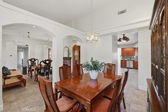17320 High Country Circle, Lake Mathews, CA 92570