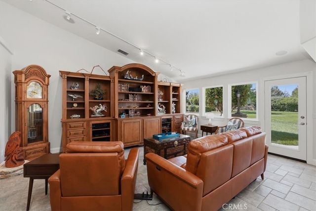 17320 High Country Circle, Lake Mathews, CA 92570