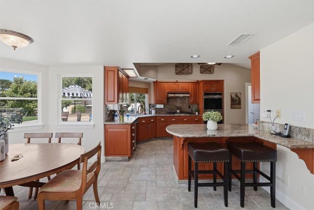 17320 High Country Circle, Lake Mathews, CA 92570