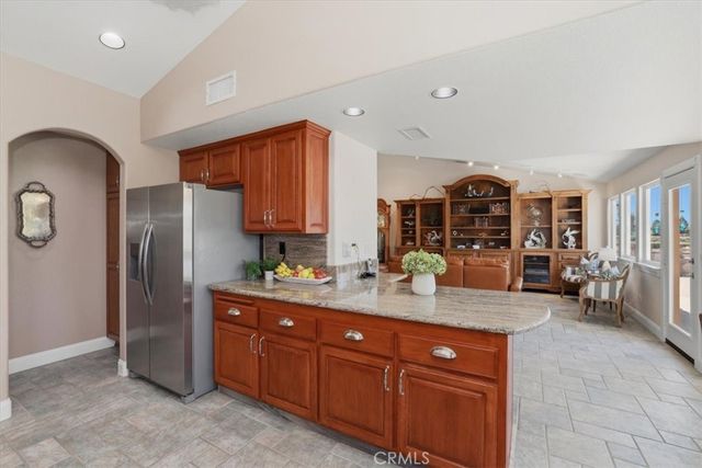 17320 High Country Circle, Lake Mathews, CA 92570