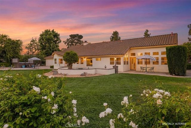 17320 High Country Circle, Lake Mathews, CA 92570
