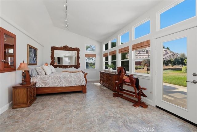 17320 High Country Circle, Lake Mathews, CA 92570