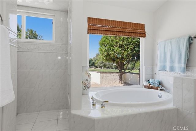 17320 High Country Circle, Lake Mathews, CA 92570