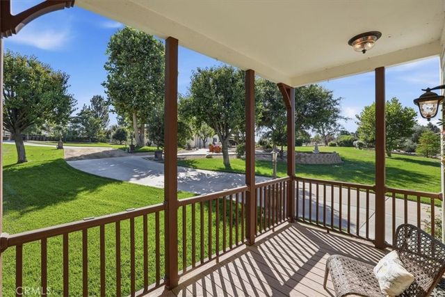 17320 High Country Circle, Lake Mathews, CA 92570