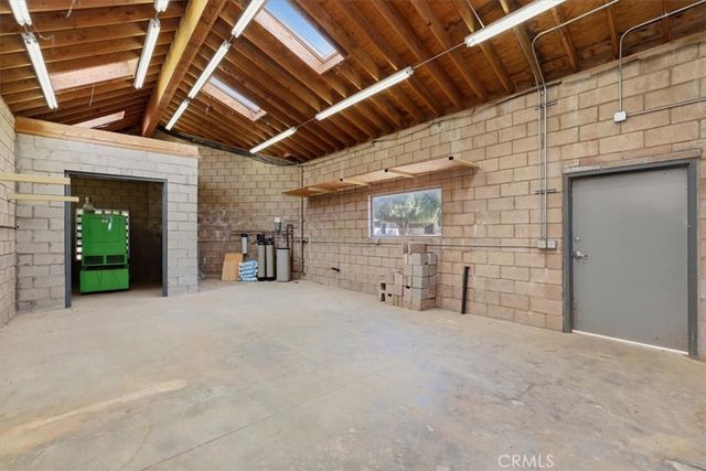 17320 High Country Circle, Lake Mathews, CA 92570