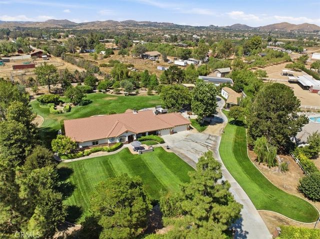 17320 High Country Circle, Lake Mathews, CA 92570