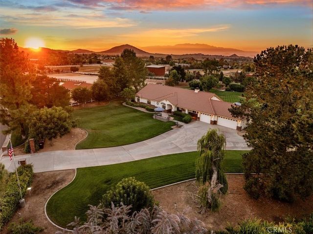 17320 High Country Circle, Lake Mathews, CA 92570