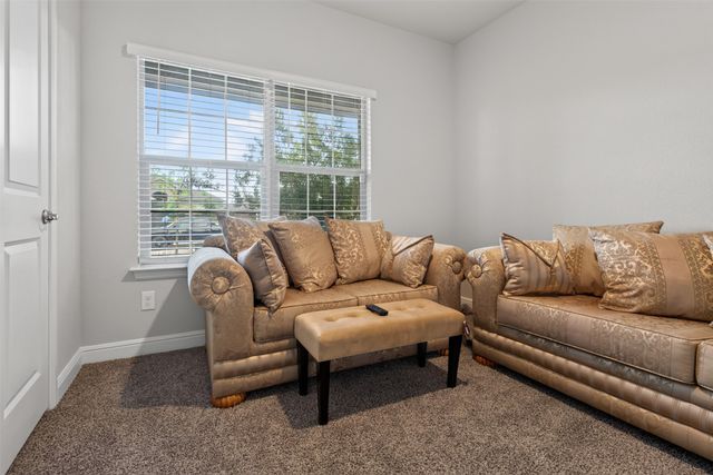 1203 Larkspur Lane, Cleburne, TX 76033
