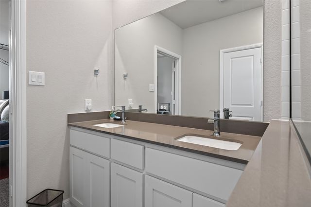 1203 Larkspur Lane, Cleburne, TX 76033