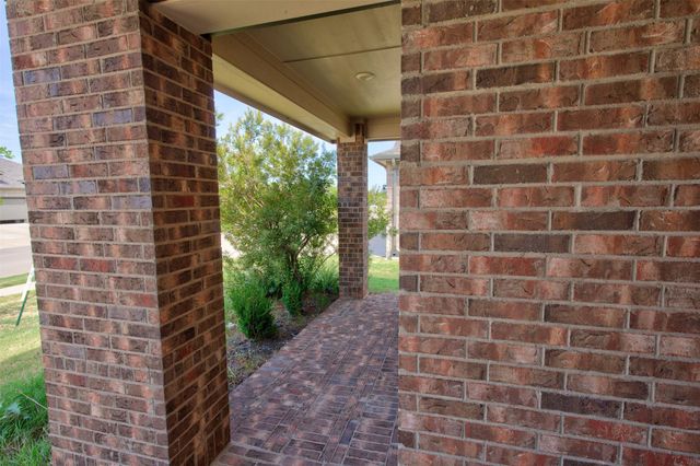 1203 Larkspur Lane, Cleburne, TX 76033