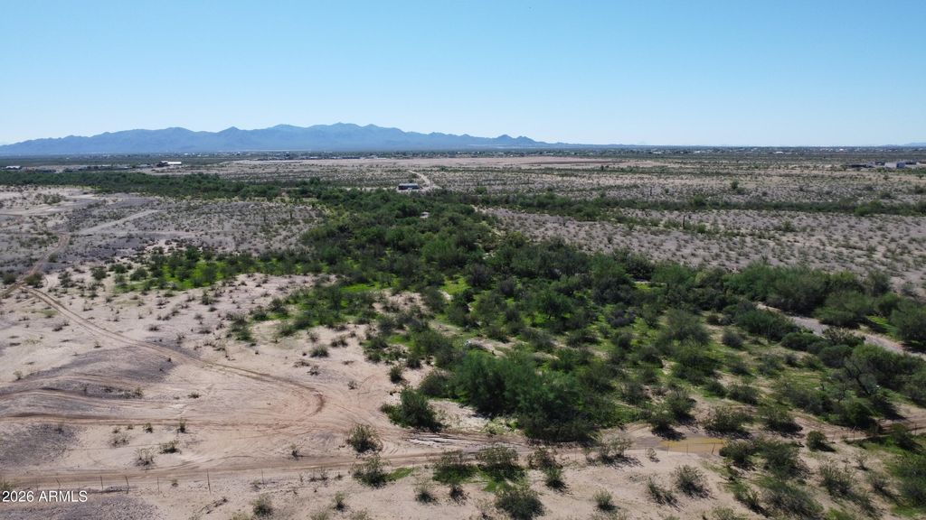 24423 W Lone Mountain Road A, Wittmann, AZ 85361 — exterior