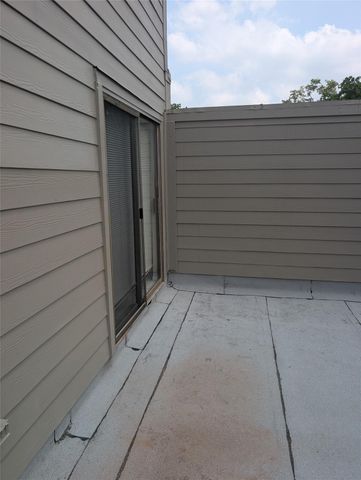 1653 Prairie Mark Lane, Houston, TX 77077