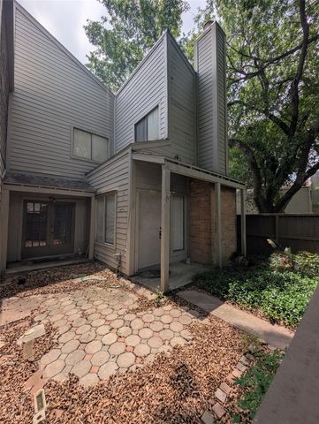 1653 Prairie Mark Lane, Houston, TX 77077