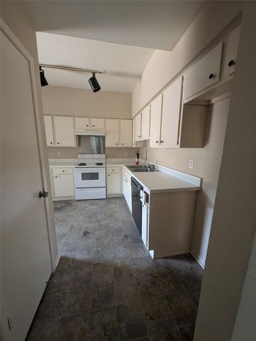 1653 Prairie Mark Lane, Houston, TX 77077