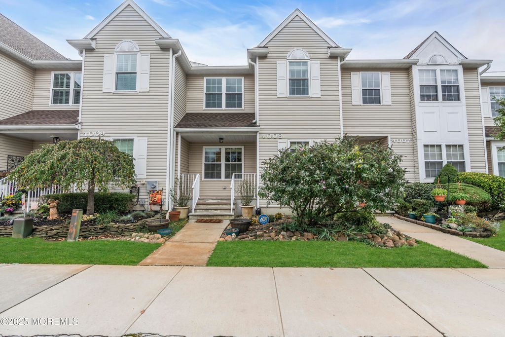 4008 Corral Court, Freehold, NJ 07728