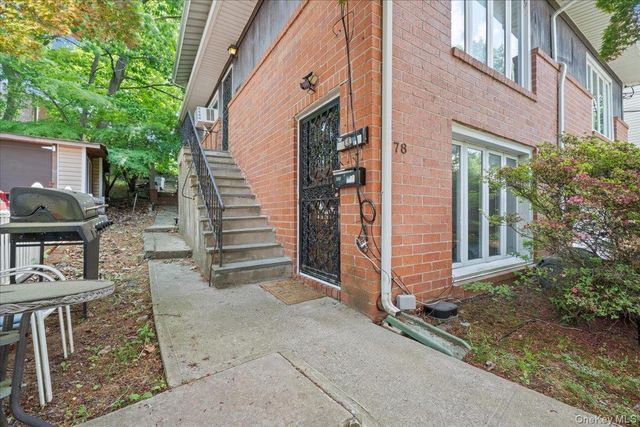 76 Stevens Avenue, Yonkers, NY 10704