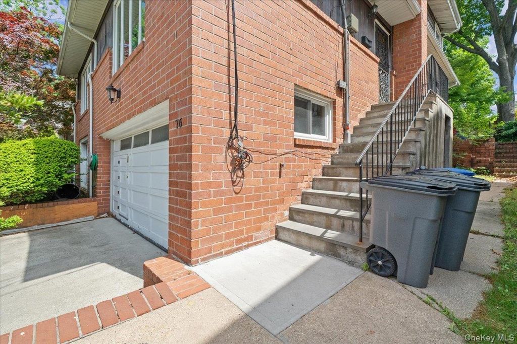 76 Stevens Avenue, Yonkers, NY 10704 — photo 3