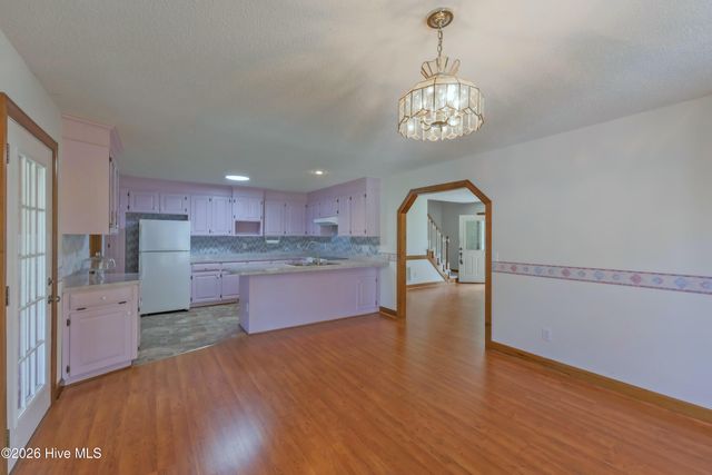 312 W Quinn Street, Beulaville, NC 28518