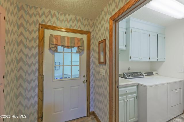 312 W Quinn Street, Beulaville, NC 28518