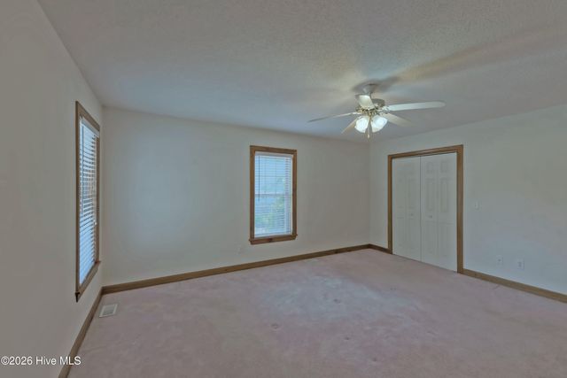 312 W Quinn Street, Beulaville, NC 28518