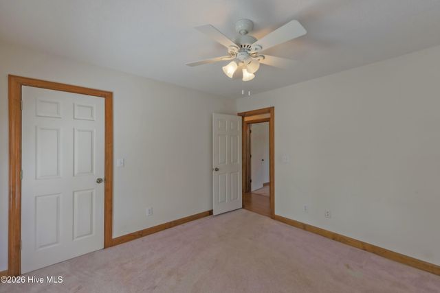 312 W Quinn Street, Beulaville, NC 28518