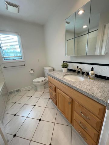 4755 Teter Court, Columbus, OH 43220