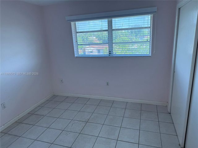 3881 W Flagler St 318, Miami, FL 33134