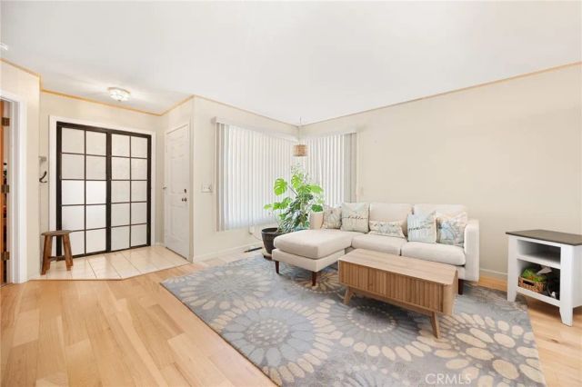 1083 Sombra Way, San Jacinto, CA 92582