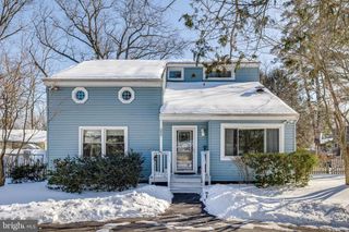 225 DOBSON LN, Cherry Hill, NJ 08003