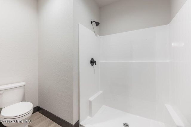 25787 N Dickens Rd, Athol, ID 83801