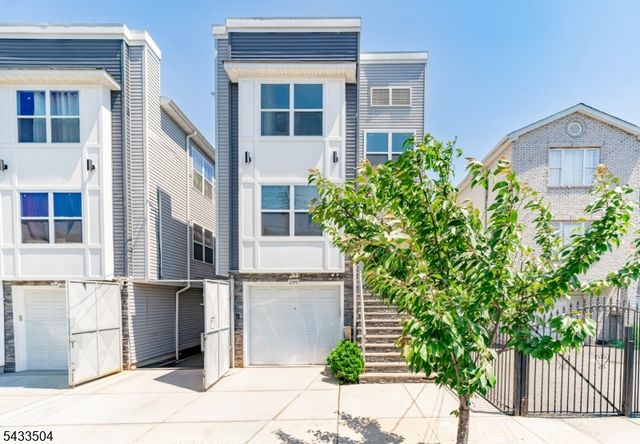 299 N 13Th St, Newark City, NJ 07107