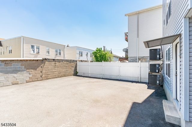 299 N 13Th St, Newark City, NJ 07107