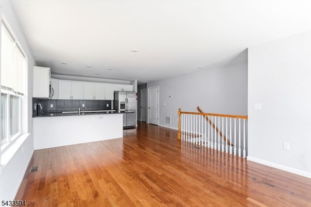 299 N 13Th St, Newark City, NJ 07107