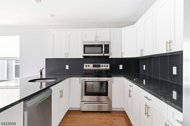 299 N 13Th St, Newark City, NJ 07107