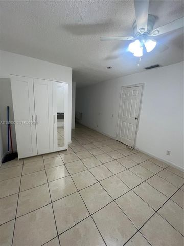 608 NW 3rd Ave 1-2, Hallandale Beach, FL 33009