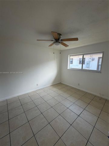 608 NW 3rd Ave 1-2, Hallandale Beach, FL 33009