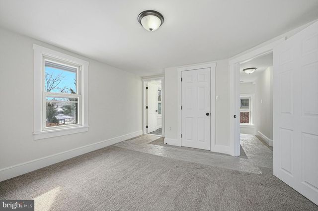 208 CAPITOL TRL, Newark, DE 19711