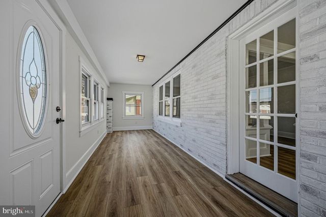 208 CAPITOL TRL, Newark, DE 19711