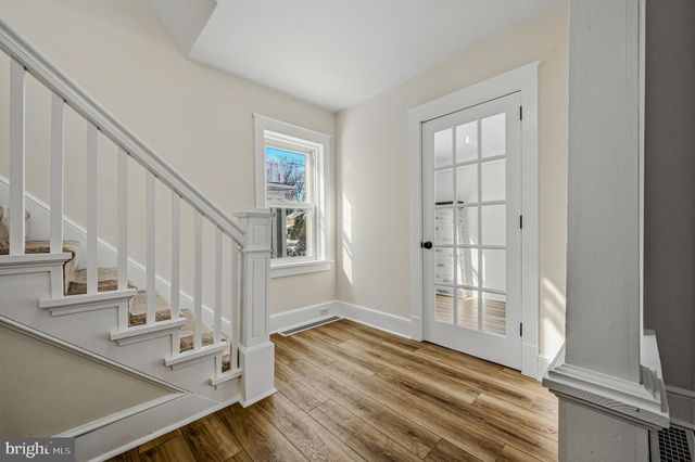 208 CAPITOL TRL, Newark, DE 19711