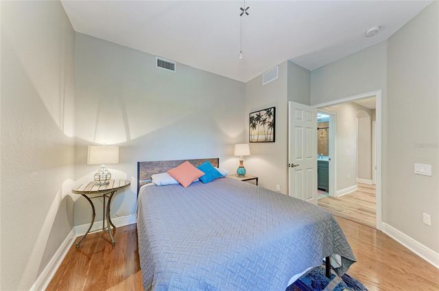 1121 RIVERSCAPE STREET 1121, Bradenton, FL 34208